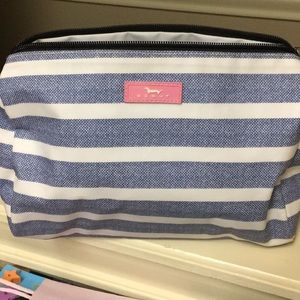 Scout cosmetics bag